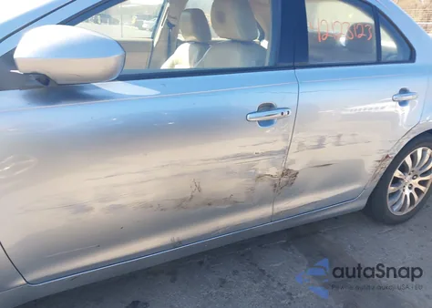 2010 Suzuki Kizashi Se из США, поврежденный, VIN JS2RE9A31A6100375